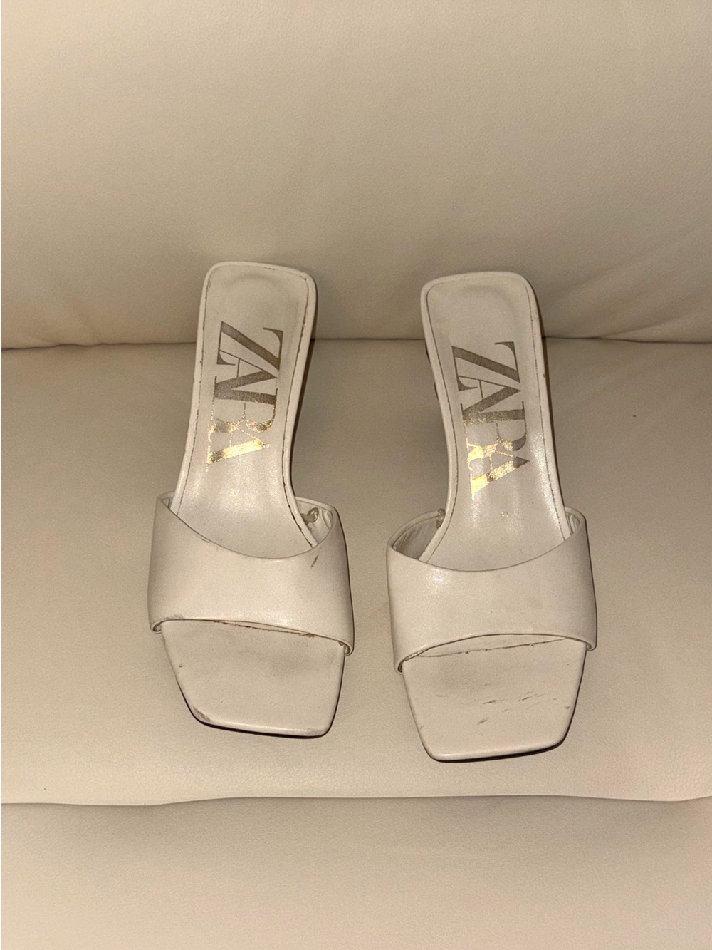 ZARA  white Square-Toe Slide Mules